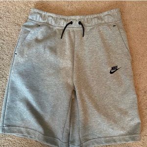 Nike Tech mens shorts